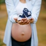 懷孕胸部痛一邊正常嗎?單側胸部痛常見情況解析與應對方法 pregnant t women