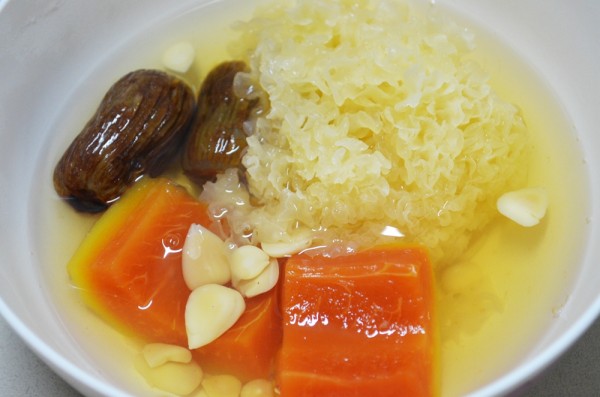 冬藏.滋陰木瓜雪耳杏仁湯| 食療新意思- 中醫養生- 健康好人生| etnet 經濟通|香港新聞財經資訊和生活平台